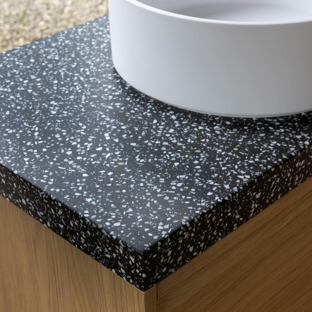 Echantillon Solid Surface Terrazzo Noir